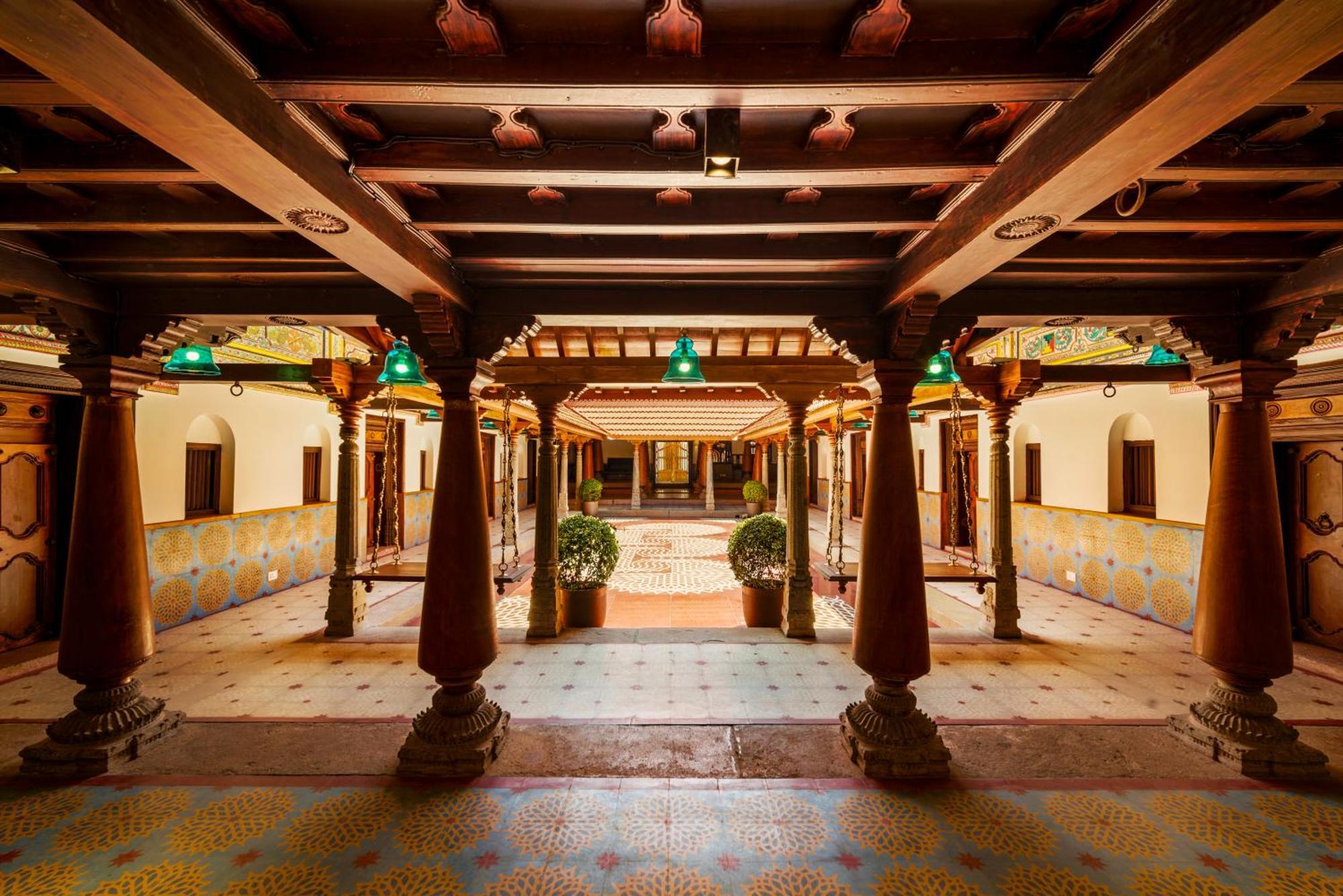 The Lotus Palace Chettinad Karaikkudi Exterior photo