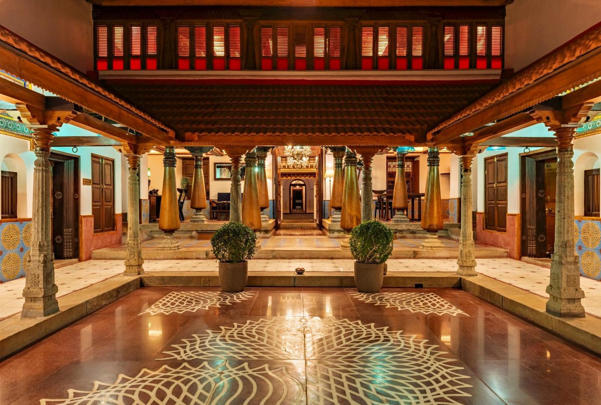 The Lotus Palace Chettinad Karaikkudi Exterior photo